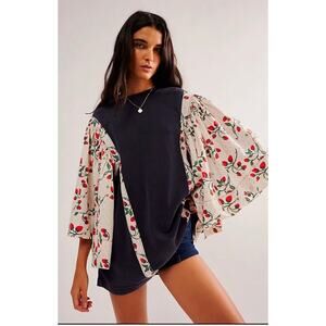 Free People Folklore Tee Dress Large Exaggerated Flutter Strawberry Sleeve Boho